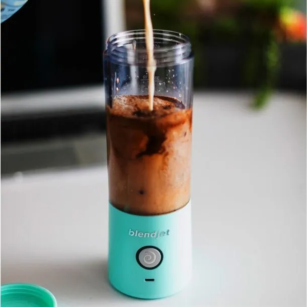 BlendJet V2 Portable Blender - Mint