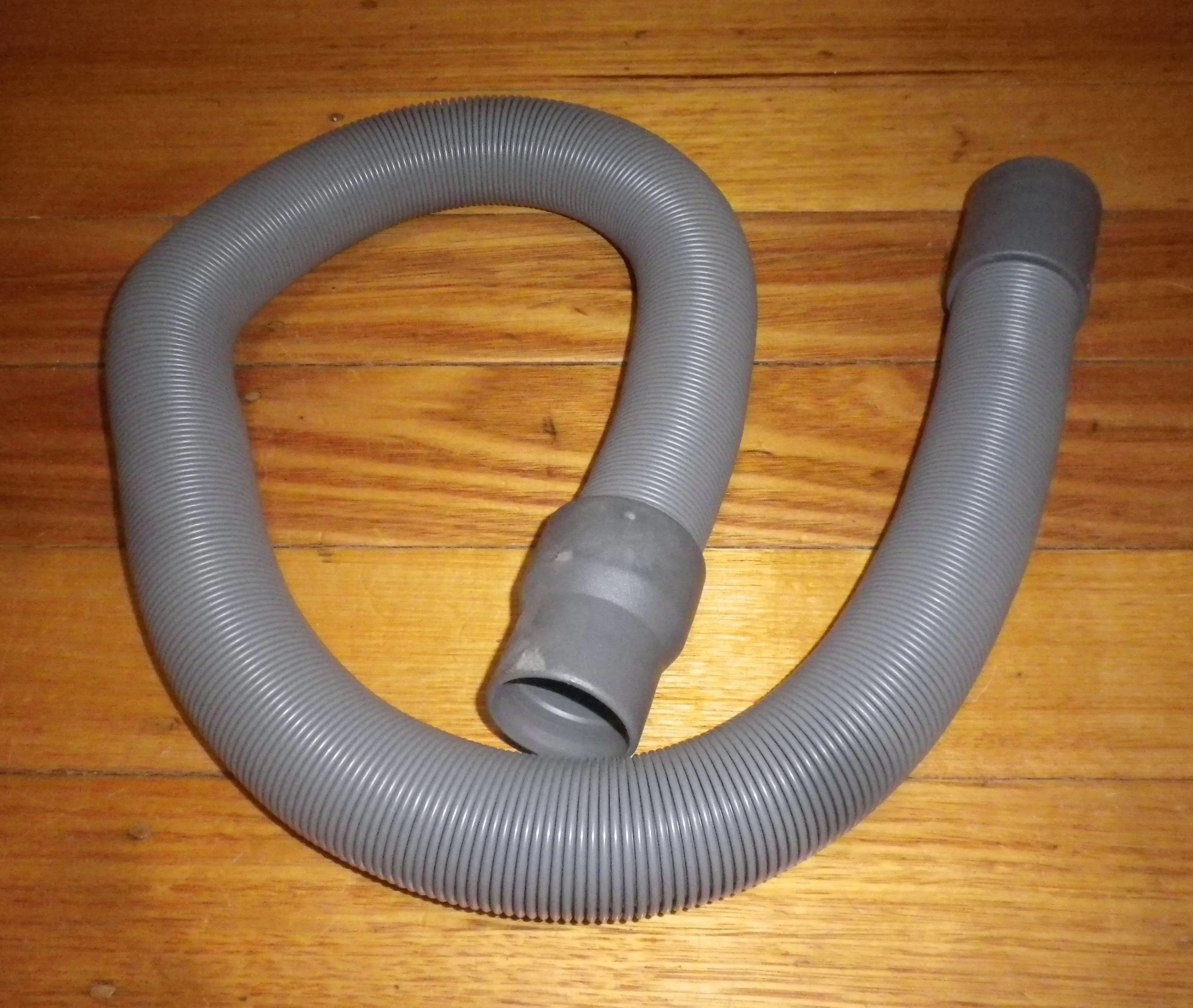 Volta U2910 HiLight Vacuum Hose - Part # A1100370031R