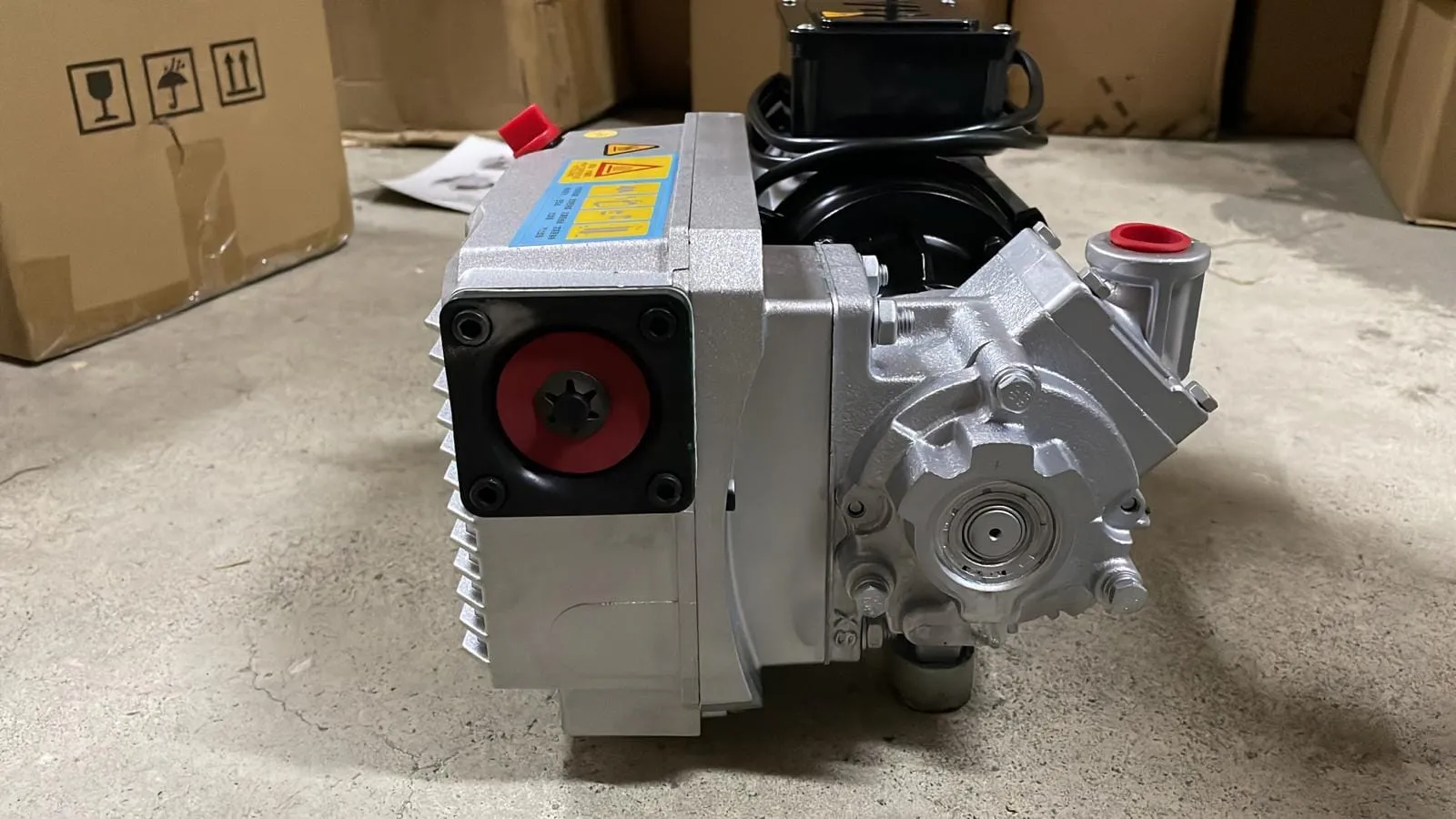 XD-020 Oil Lubricated 750w 240v 50hz Single-Stage Rotary Vacuum Pump | Model : VP-XP020